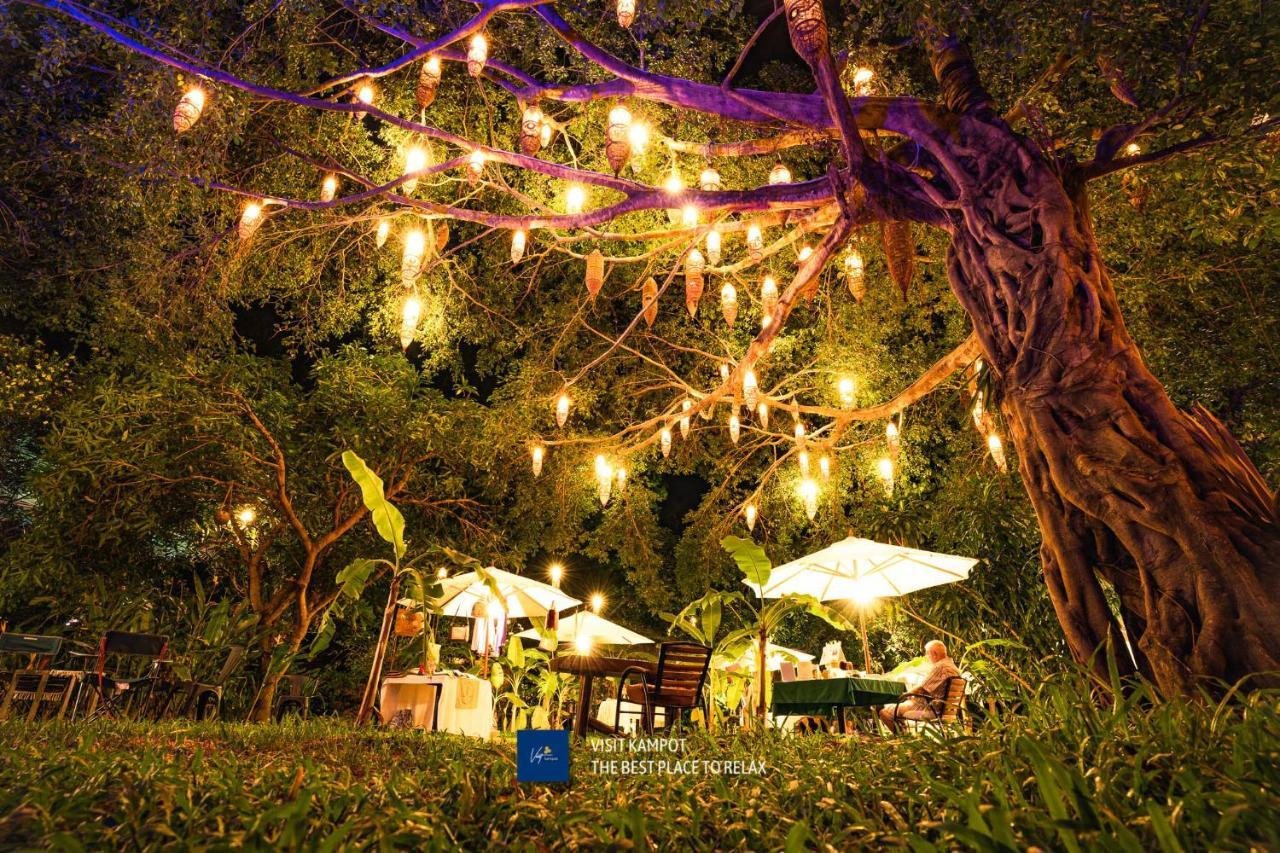 Devi Kampot Resort At Phum Kâmpôt Zewnętrze zdjęcie