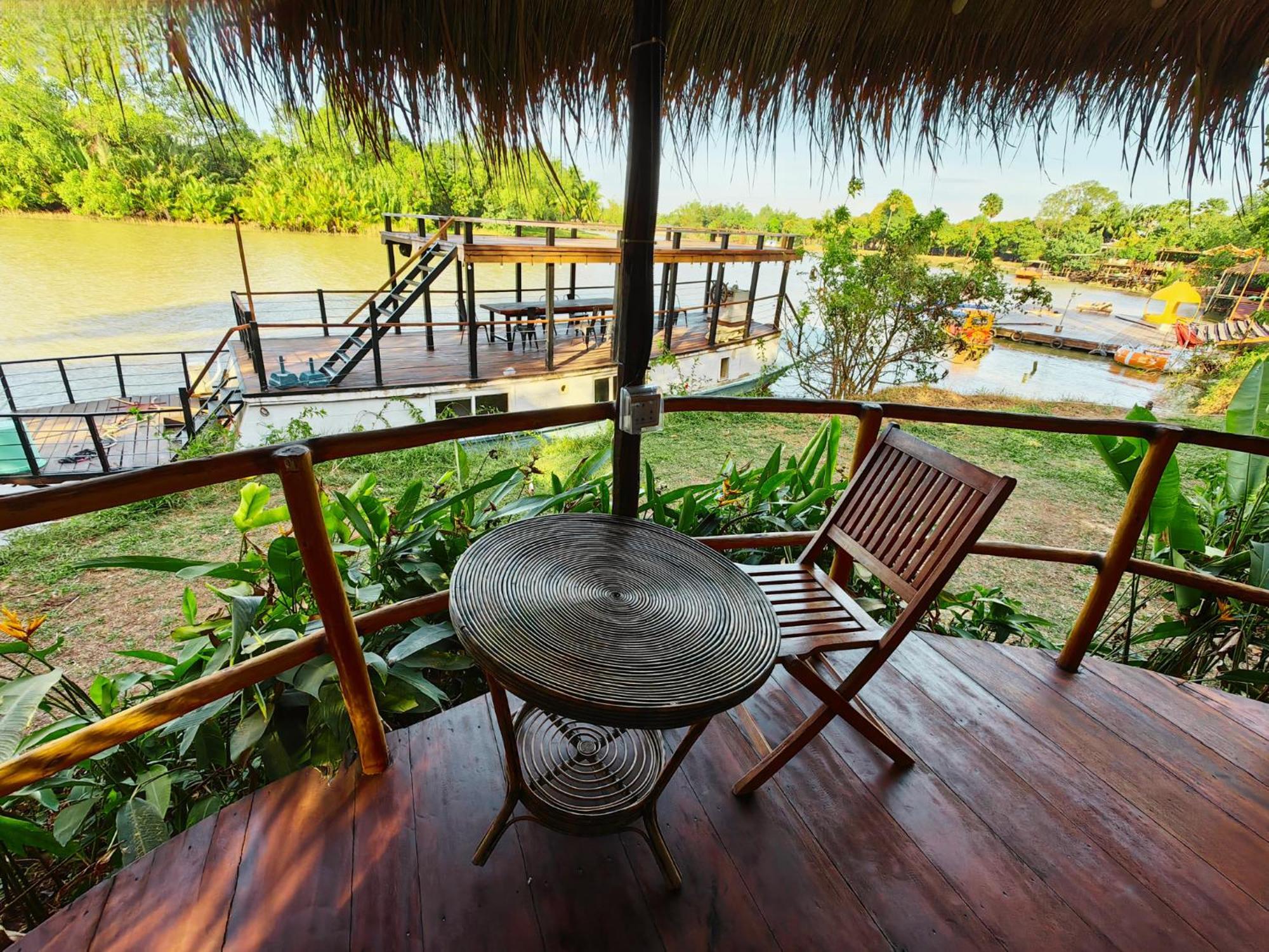Devi Kampot Resort At Phum Kâmpôt Zewnętrze zdjęcie